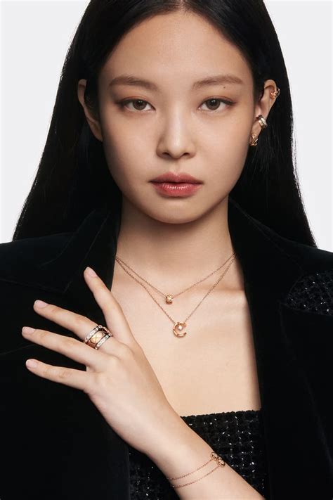 chanel necklace kpop star